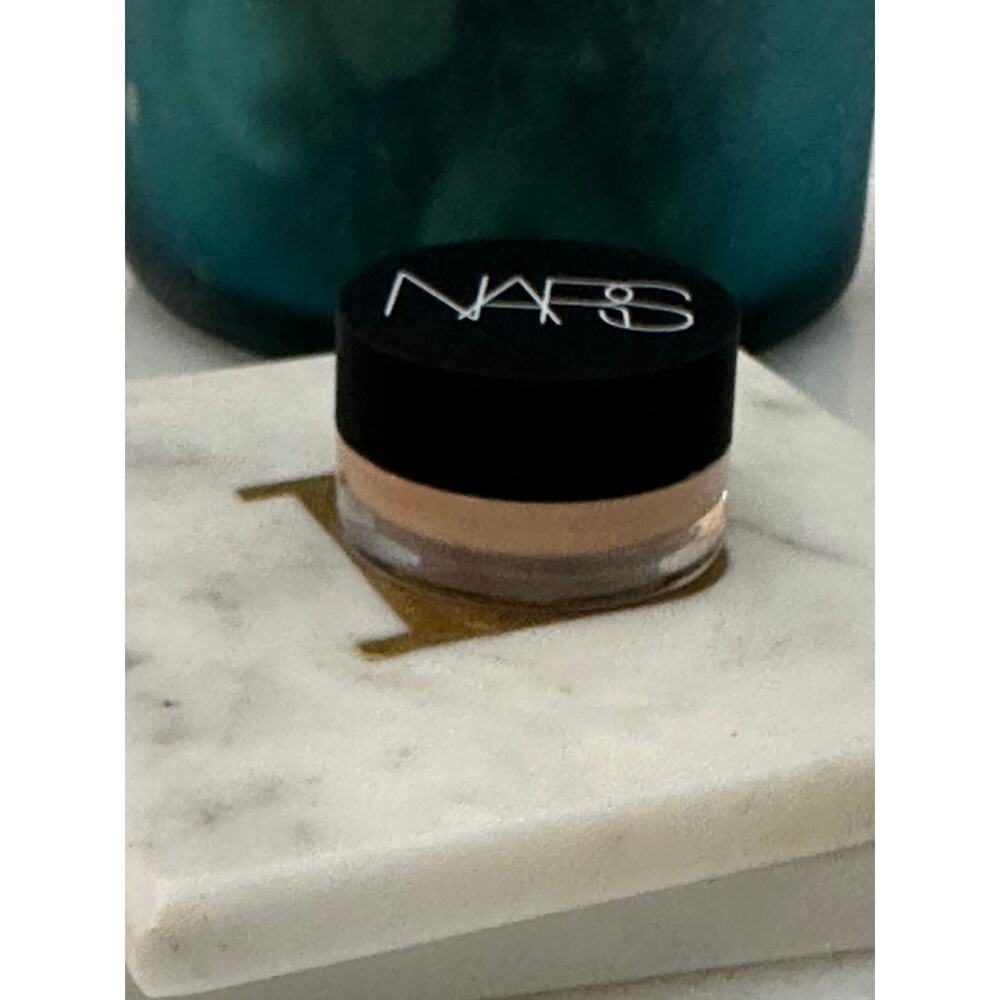 NARS Soft Matte Complete Concealer NIB Full Size 0.21 oz Medium 1.5 Macadamia - Picture 2 of 5
